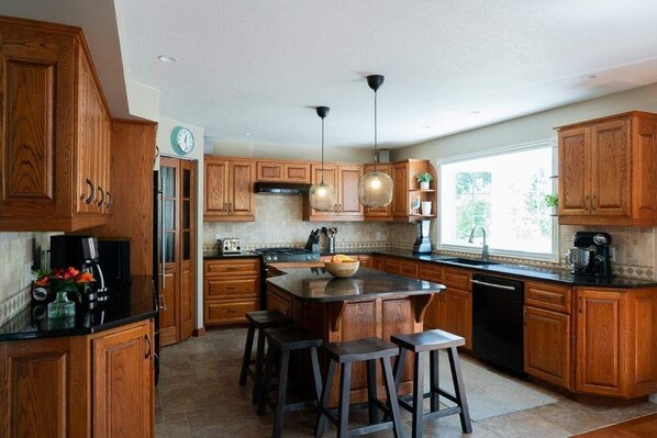 Fully equipped Kitchen with many appliances