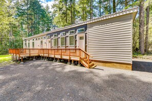 Cabin Exterior | Keyless Entry | Private Park & Lake Access