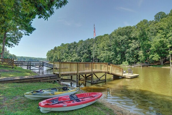 Three kayaks provided your enjoyment!