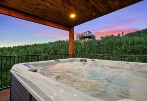 Soak in the views, soak away the stress. Our hot tub awaits for those sunset moments and starry nights.