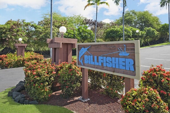 Billfisher front sign