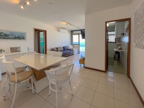 Living Room,Dining area,TV and multimedia