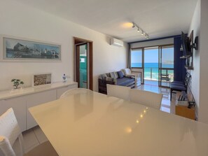 Living Room,Dining area