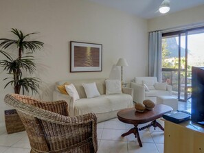 Living Room,Balcony / Terrace