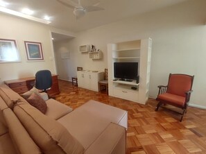 Living Room,TV and multimedia