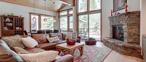 Truckee Vacation Rental | 4BR | 3.5BA | 2,850 Sq Ft | Stairs Required