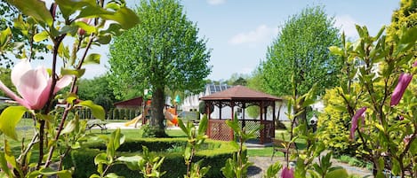 Jardines del alojamiento