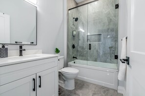 Second bathroom with tub/ shower