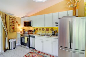Kitchen | Cooking Basics | Coffee Maker