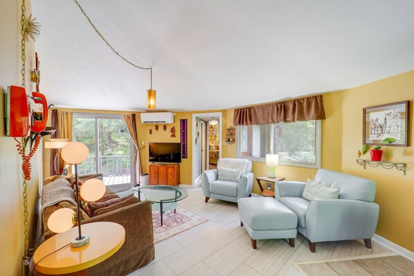 Banner Elk Vacation Rental | 2BR | 2BA | Stairs Required | 1,000 Sq Ft