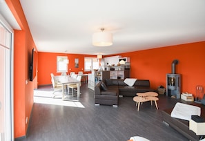 Wohnzimmer im EG