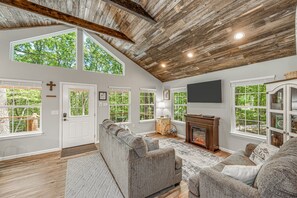 Coyote Cabin offers treehouse views from every window!