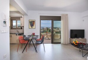 Bright and spacious living room