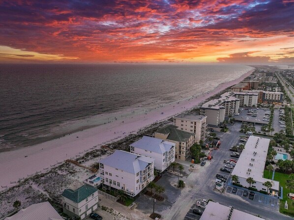 Watch the Sunset from Sunset B's balcony hosted by The Beach Weekend 850.739.7478