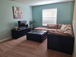 Living room 2