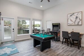Spielezimmer