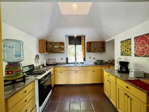 Fully equipped kitchen for a great cooking experience