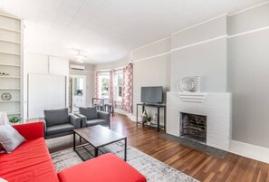 Spacious 1 Bedroom home!