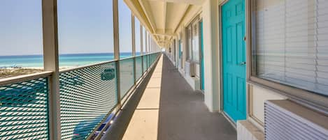 Panama City Beach Vacation Rental | Studio | 1BA | 330 Sq Ft | Step-Free Access