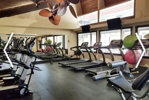 Complete air conditioned gym