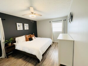 Master bedroom with King bed