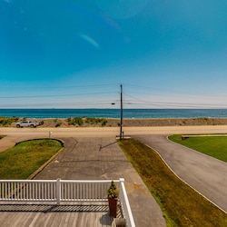Beach/ocean view