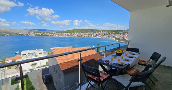 Sea view terrace