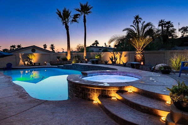 Heatable pool and spa