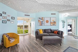 Living Area - A blast from the past brought to life!