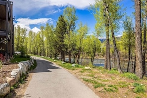 Exterior - River West 924 - Silverthorne Vacation Rental