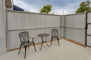 Private Patio | Free WiFi | Ceiling Fans | Central A/C & Heat