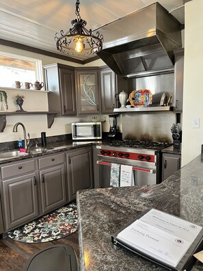 Full Kitchen.  
