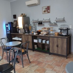 Breakfast buffet