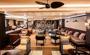 Onsite Cafe/ Restaurant
