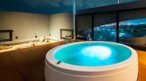 Bain à remous intérieur