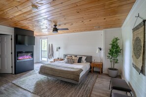 Large master suite with built-in custom fireplace