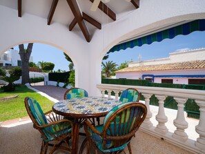 Table, Furniture, Property, Plant, Sky, Chair, Azure, Nature, Shade, Outdoor Furniture