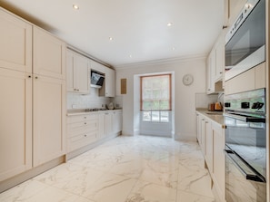 Kitchen | The Annexe at Moulton Grange, Pitsford, near Northampton