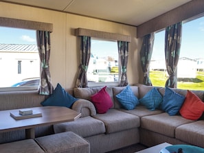 Living area | Lakeland View 69 - Bonnie Escapes, Southerness