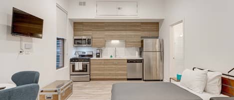 Indoors,Home Decor,Refrigerator,Screen,Microwave