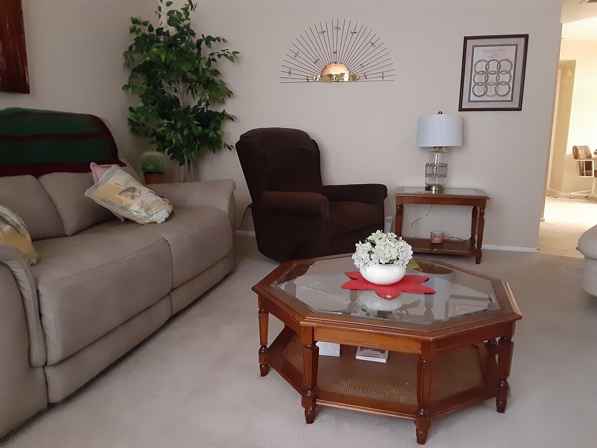Furnished condo in Sunland Village East, an active adult 55+golf resort. No Pet