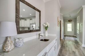 Entryway | Free WiFi | Central A/C