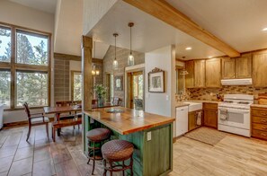 Kitchen Main level