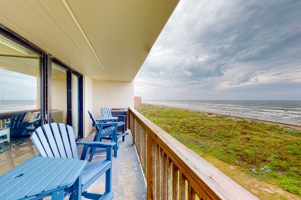 Beach Gear Credit Included With Your Stay! (3-Night Minimum Stay)
