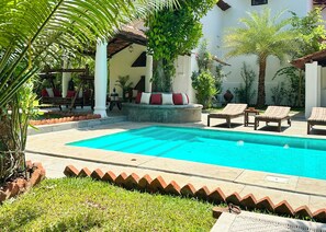 VILLA LOU GOA
Heritage Portuguese House built 1903
Private Pool.