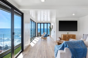 833-S-Pacific-St-Pixer-Pros-San-Diego-Real-Estate-Photography-160