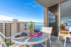 Dine indoors or outside on your private lanai.