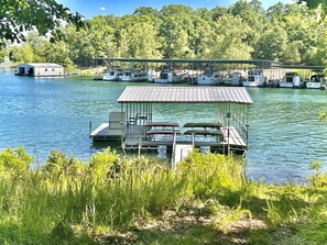 Kayaks and swim platform! (Currently guests cannot dock boats at this location)