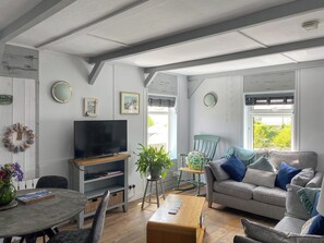 Living area | Summers Beach View, St Mawes