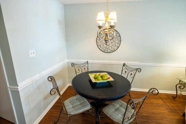 Dining area. Seats 4.